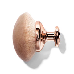 Pro Puff – The essential face and body brush